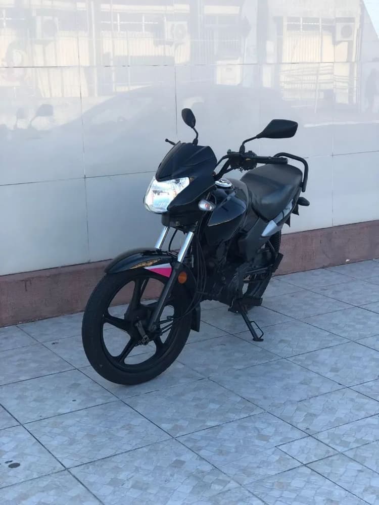 Moto bastante conservada 2025