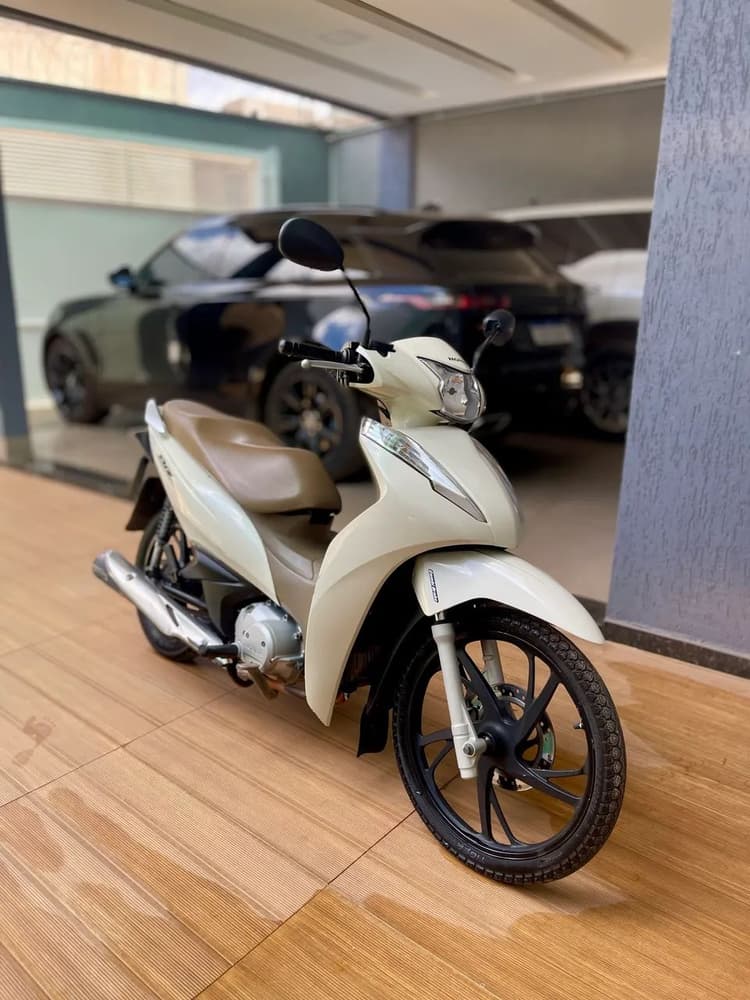 Honda Bis EX 2022