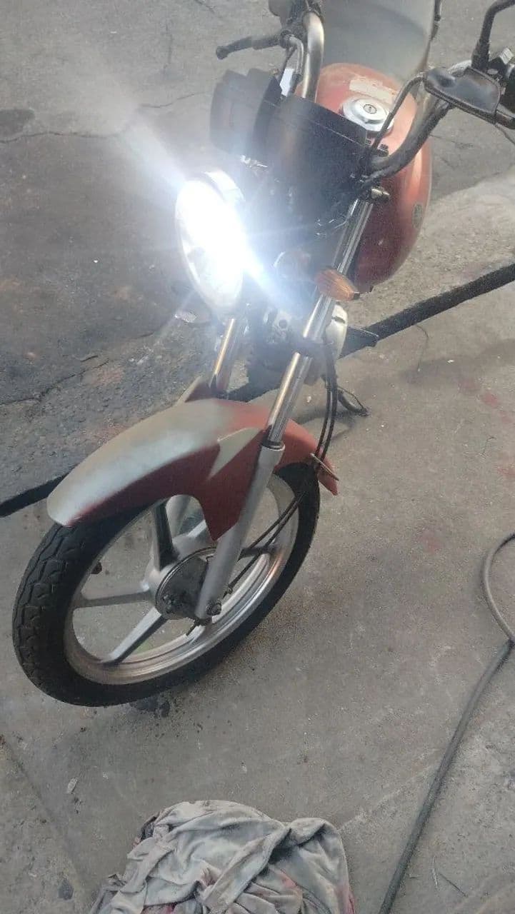 YBR 125