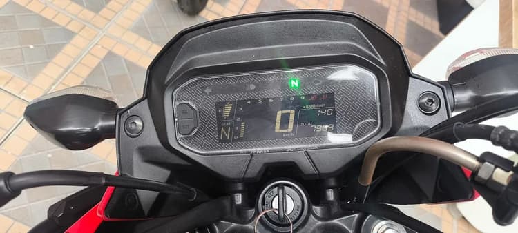 Moto zero único dono 