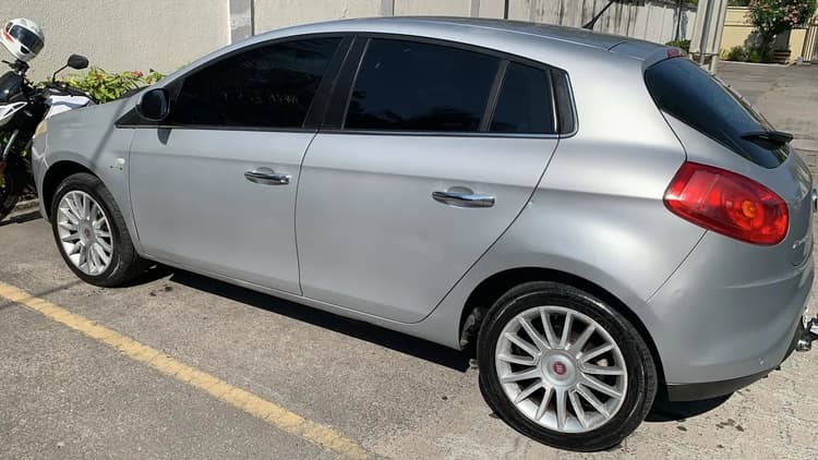 Fiat Bravo Absolute Dualogic 1.8 Flex 16V 5P 2011