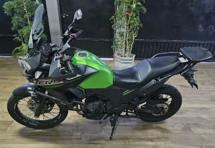 Versys 300 completa