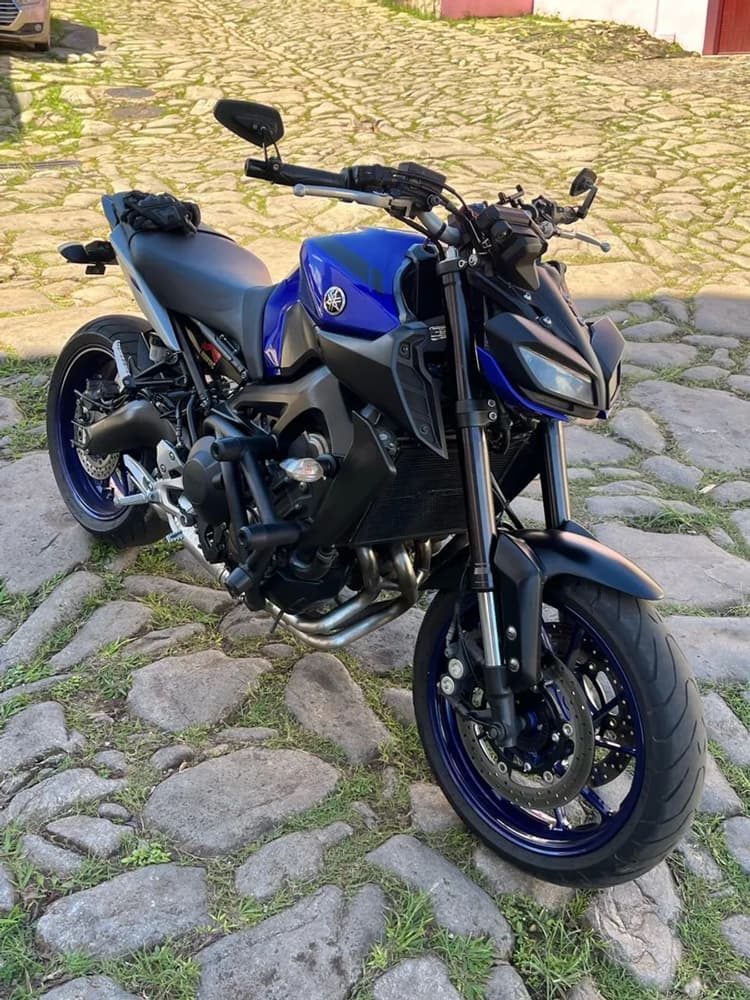 MT 09