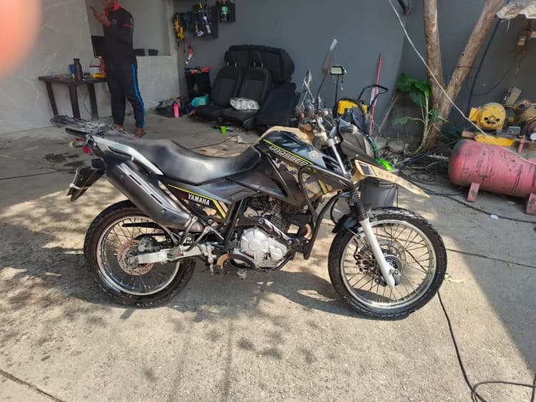 Crosser Z   com ABS 