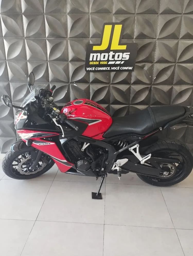 CBR 650F ANO 2019 MUITO NOVA MESMO 
