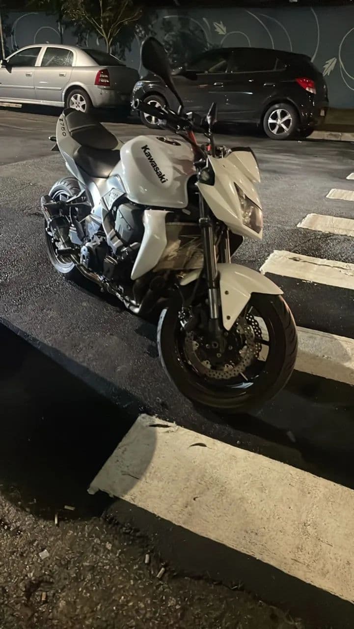 Z 750 