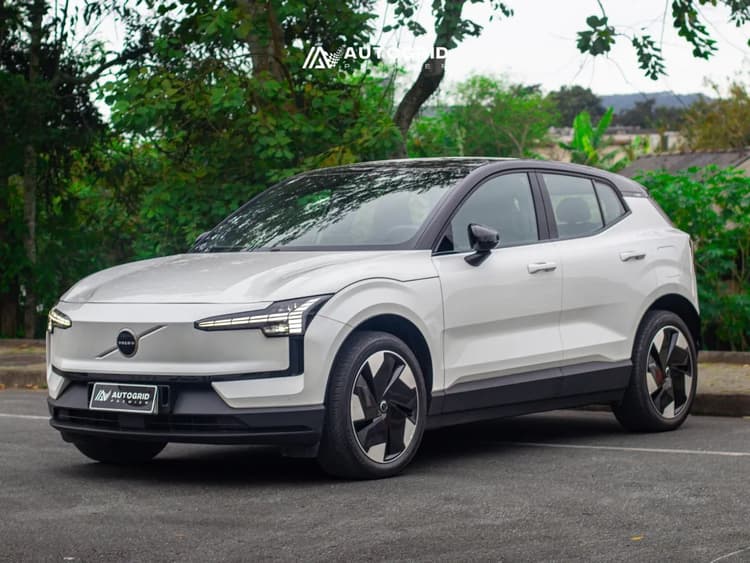 Volvo EX30 E60 Plus (elétrico) 2024