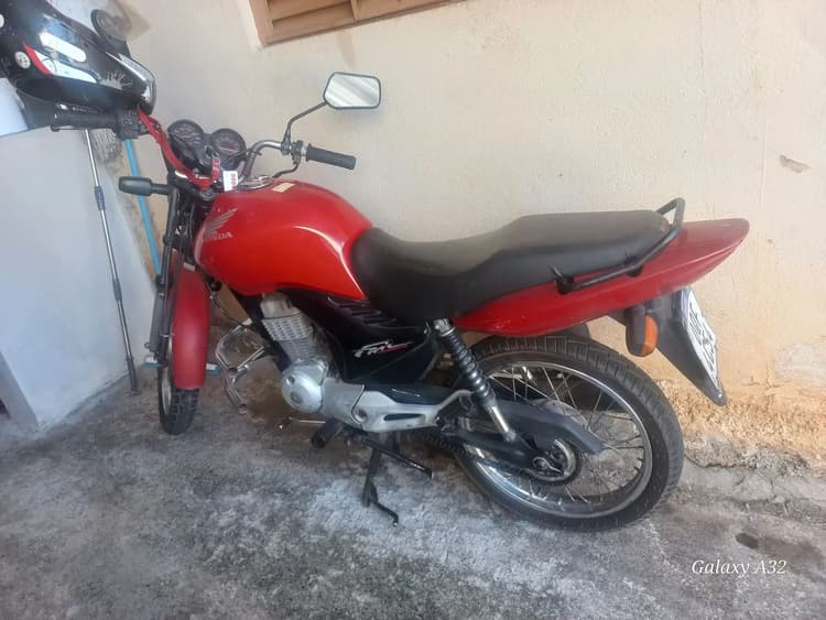 Vendo moto. 
