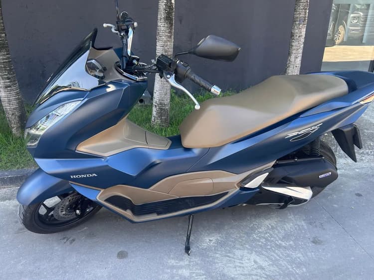 PCX DLX 24/24