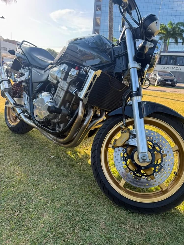 HONDA CB1300 IIIIMPECÁVEL