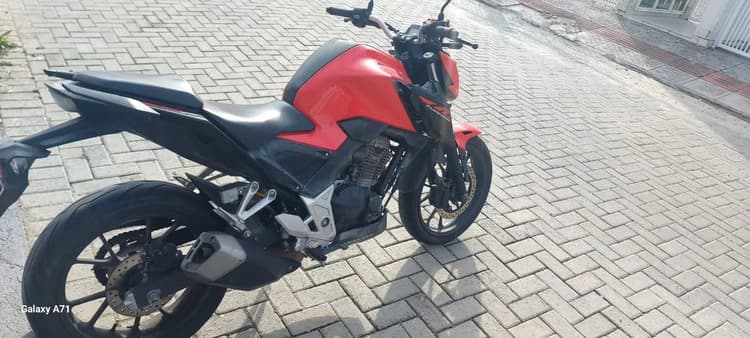 Vendo CB 300
