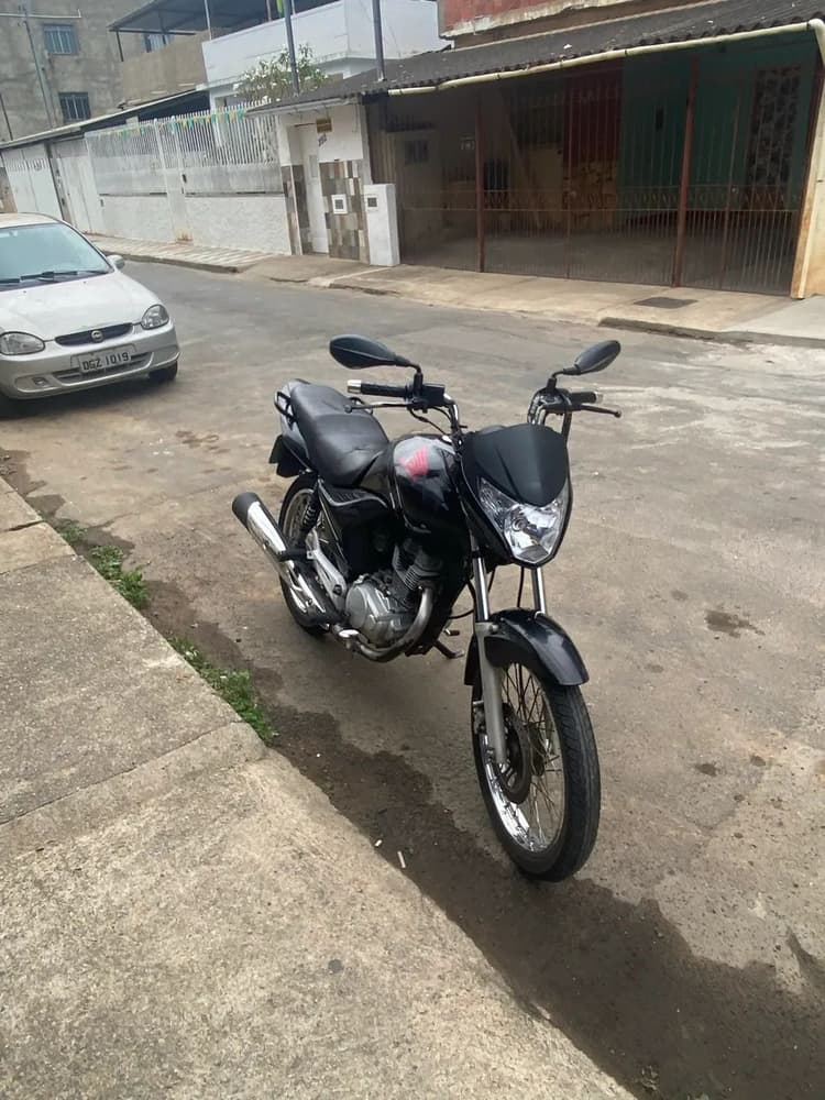 Titan 150 ano 2012 