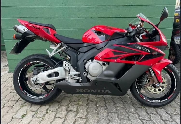 CBR 1000rr Fire Blade 2004 
