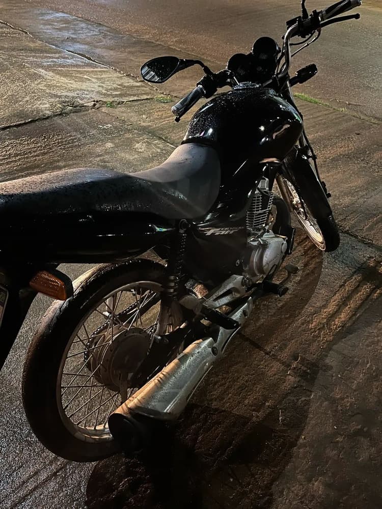 ? CG 125 À VENDA