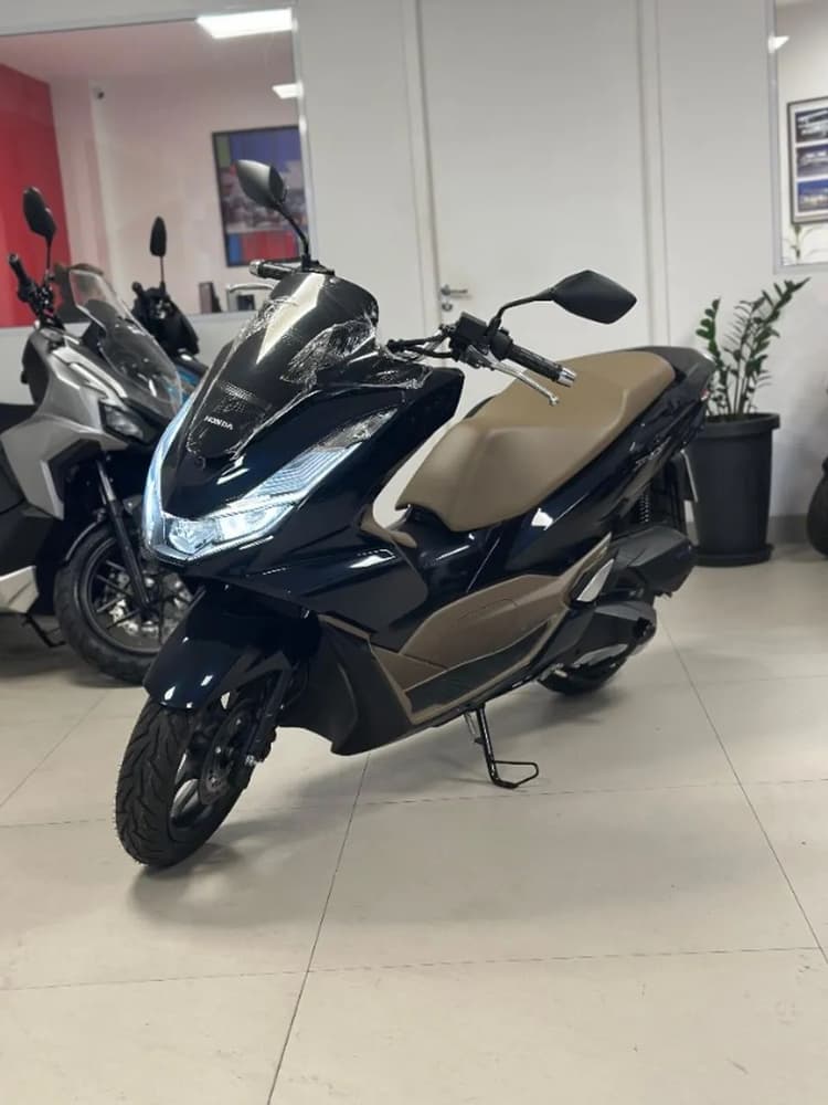 PCX 160 DLX 2026