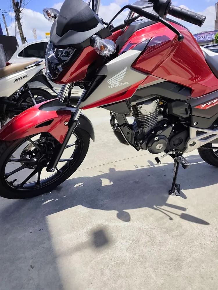 900