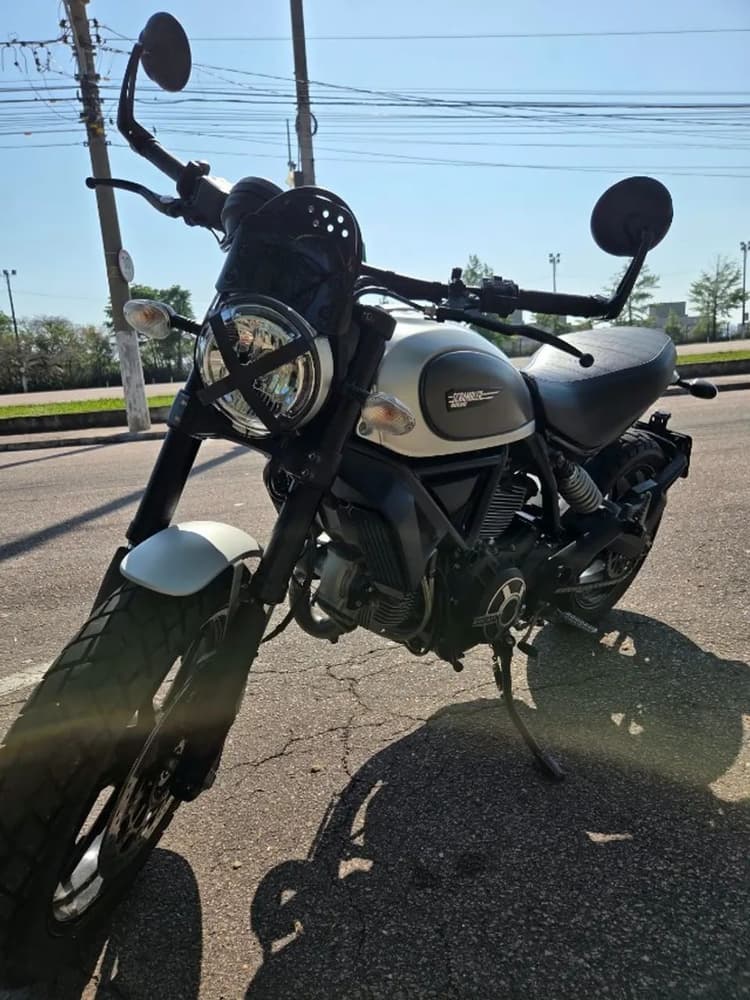 Ducati Scrambler Icon 800