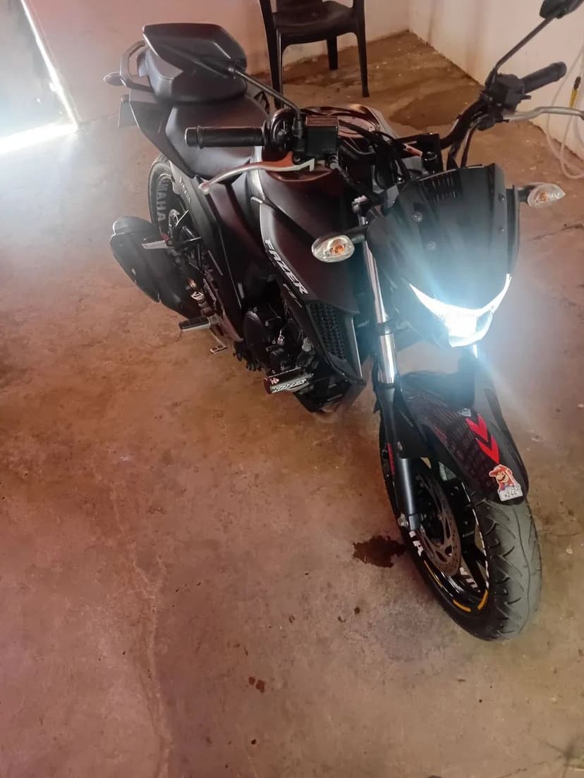 Moto Yamaha 