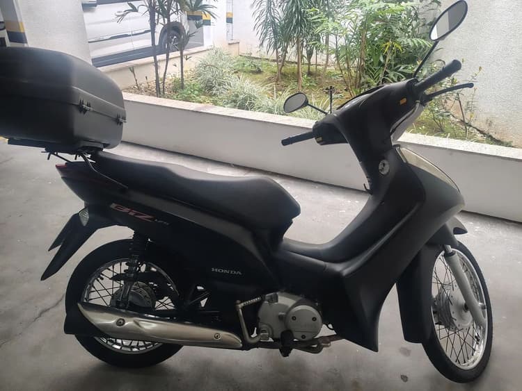 Vendo Biz 2015 linda!
