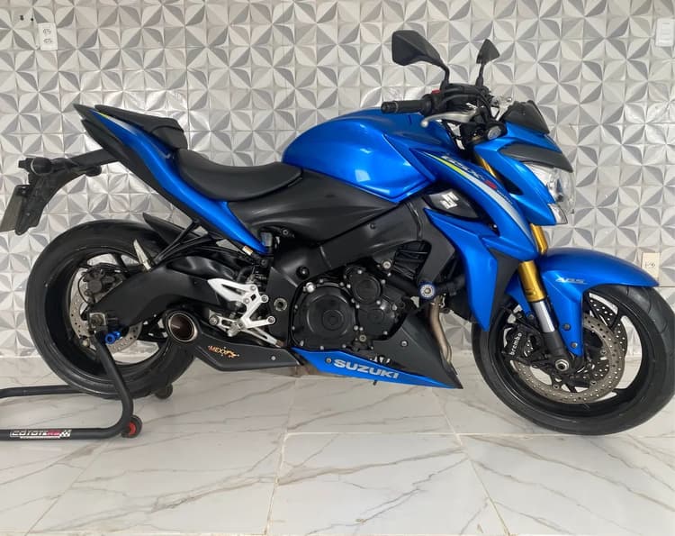 Moto gsx s 1000 