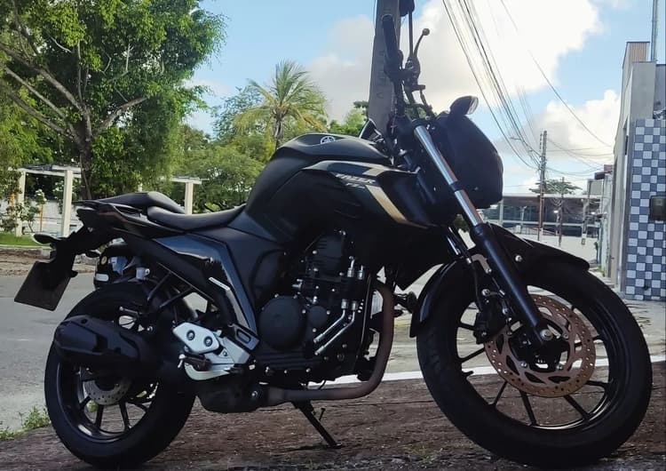 Yamaha Fazer 250