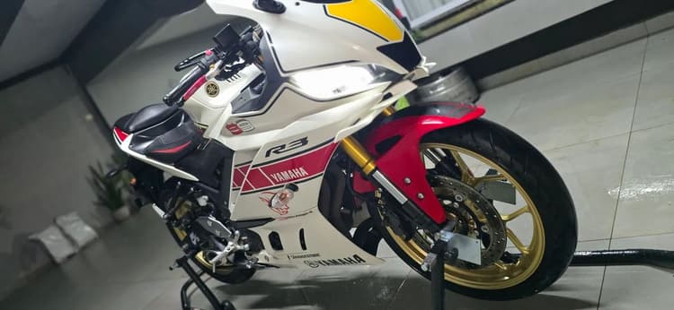 Vendo yamaha r3 