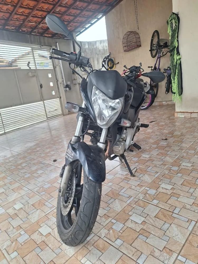 HONDA CB300 