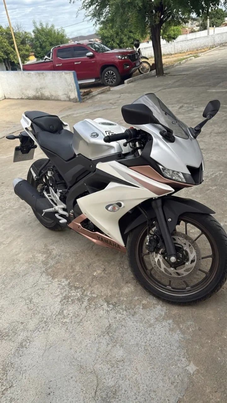 Yamaha R15 2026