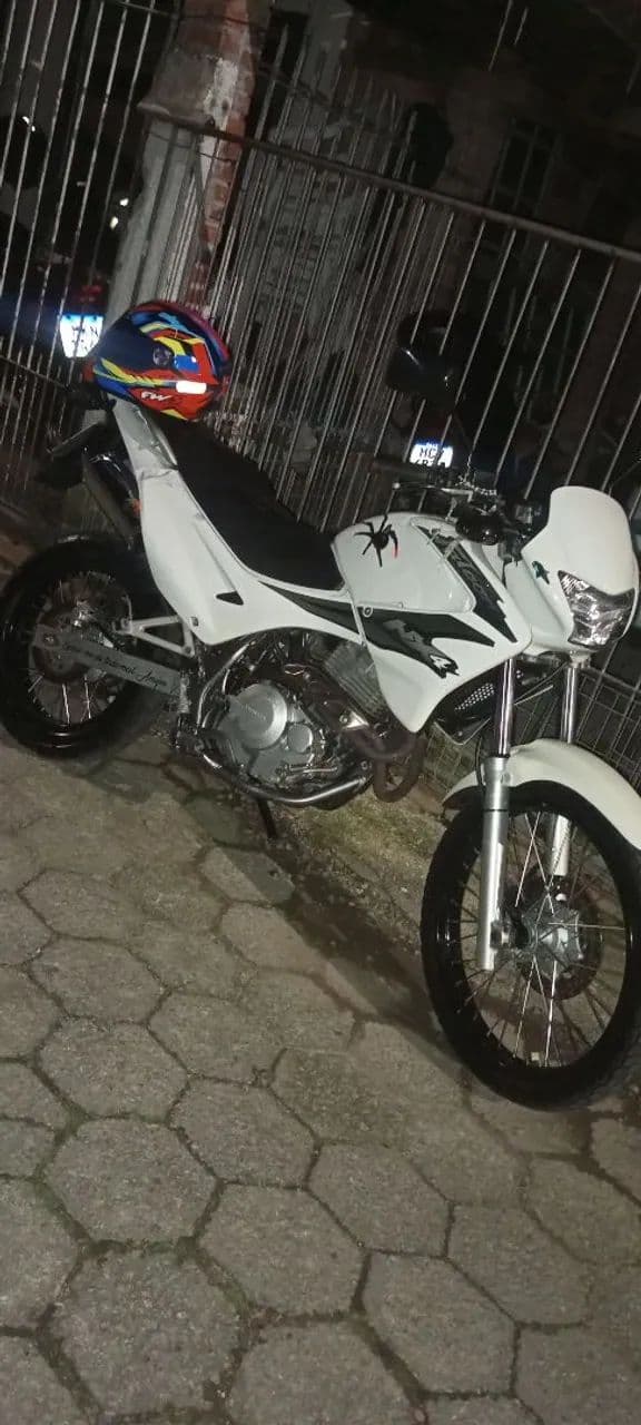 Falcon ano 2006 