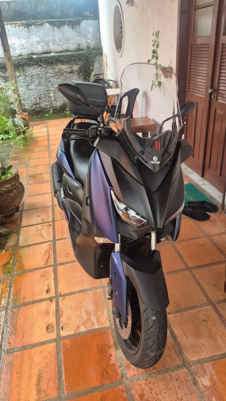 XMax 250 impecável 