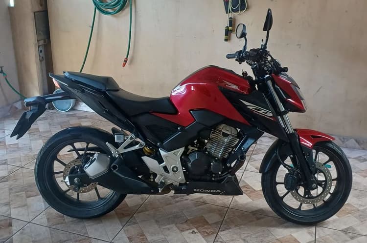 Cb300f twister 