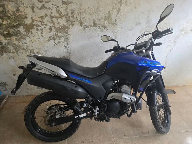 YAMAHA / XTZ 250 LANDER