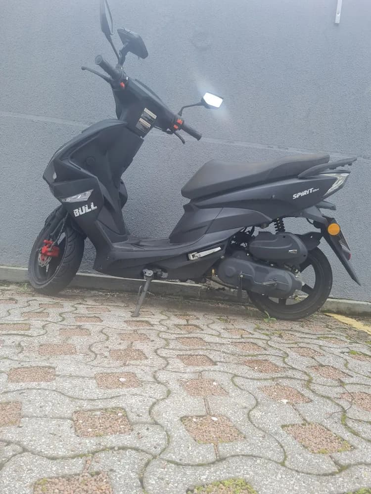 Sprit bull automática 50cc