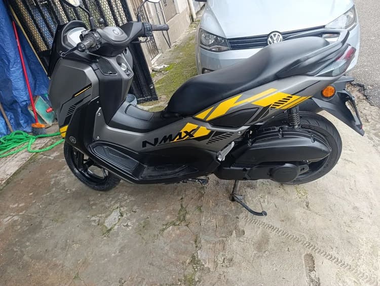 Nmax particular 