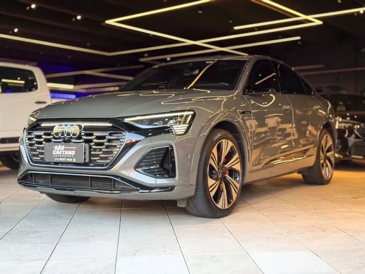 Audi Q8 E-tron Performance Black (elétrico) 2024
