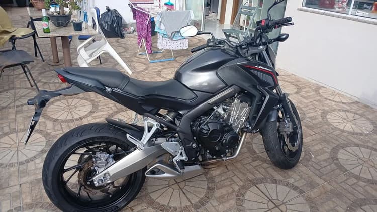 BB 650F super inteira