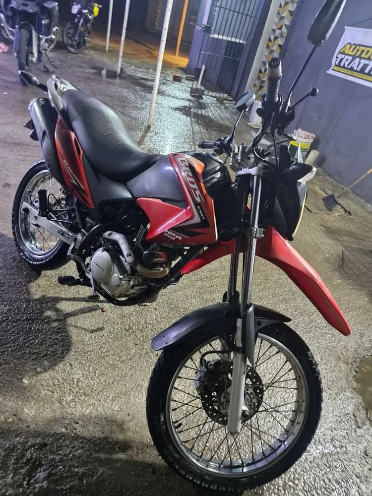 Bros 2012 completa muito conservada toda original  98508-8899