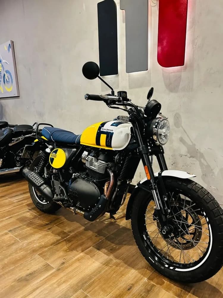 BEAR 650  ABS 2027