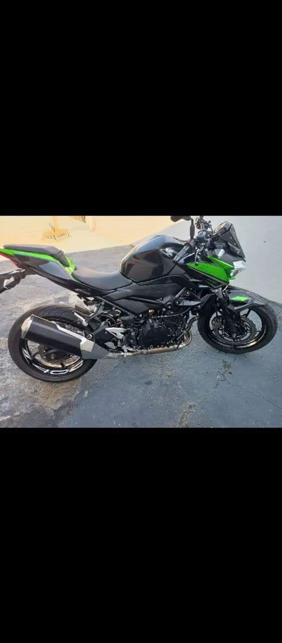 Z400 2022