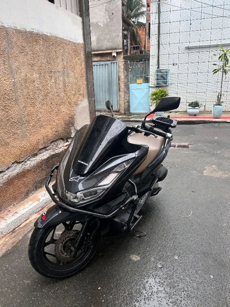 PCX ABAIXO DA TABELA 