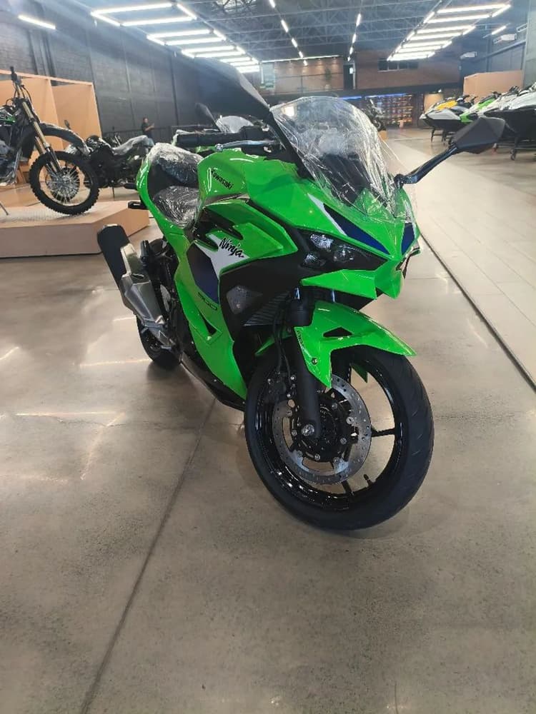 Ninja 500 SE