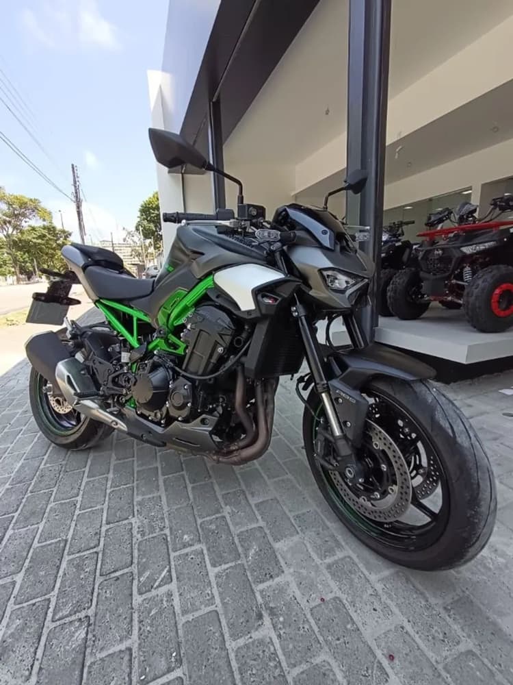 KAWASAKI Z900 ABS