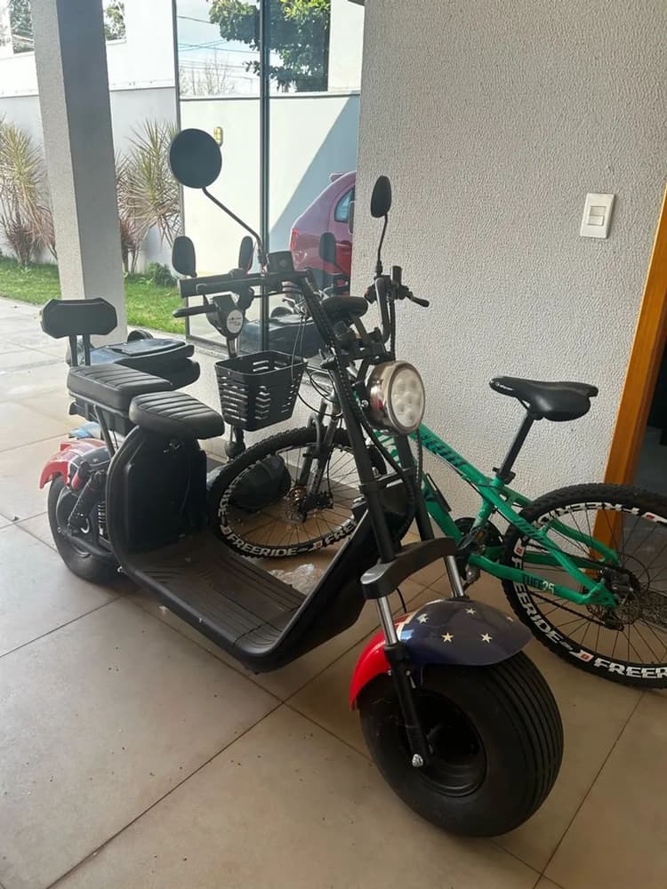 Scooter Elétrica NEXT 2000W 60V 12Ah