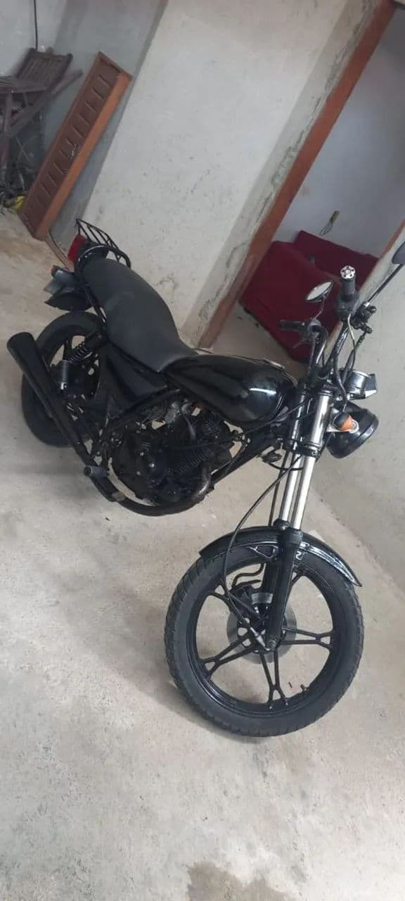 Intruder 125 custom