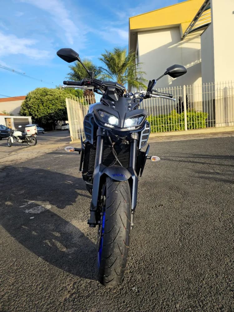 MT-09