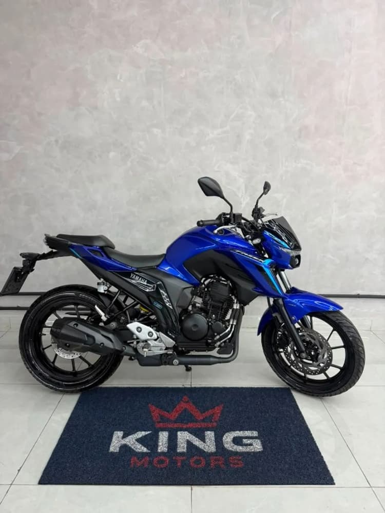 FZ25