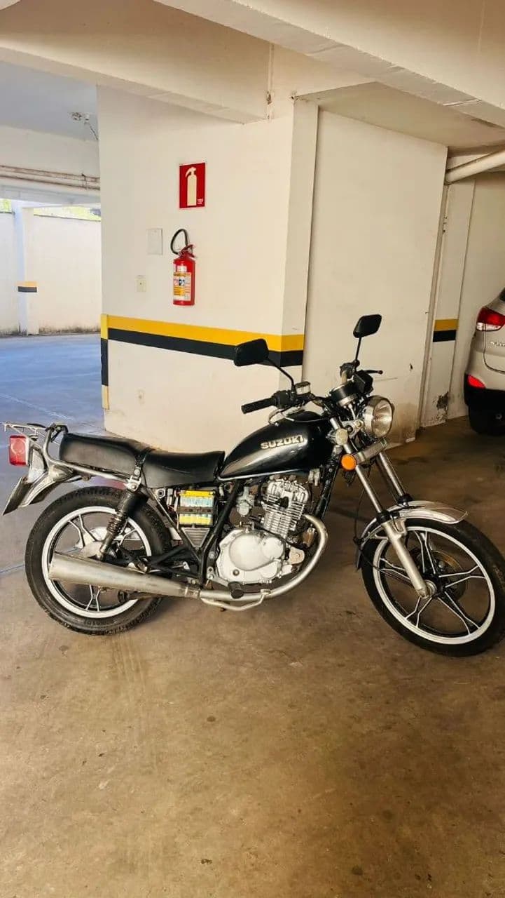 Intruder 125