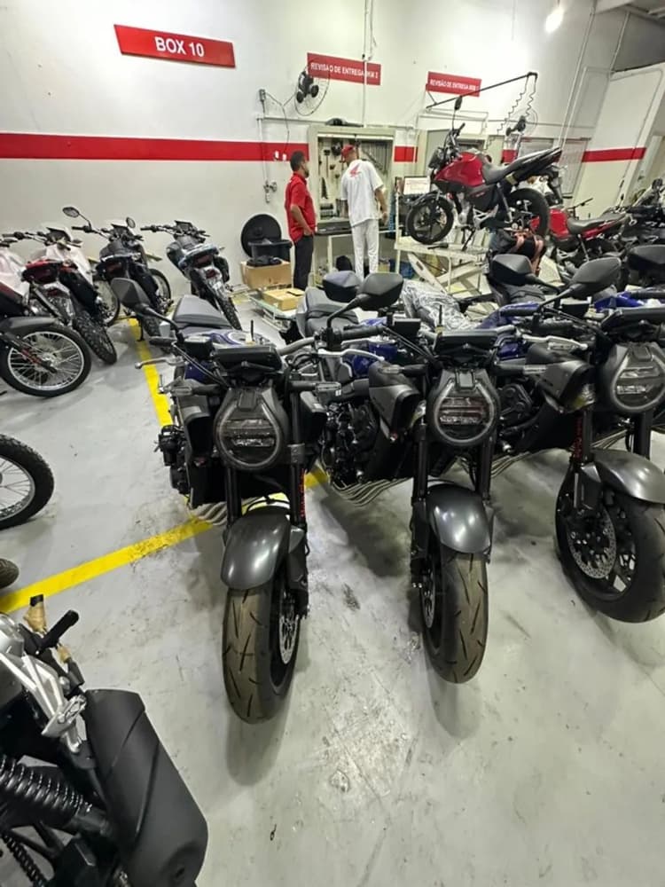 CB 650R E-CLOUTH 
