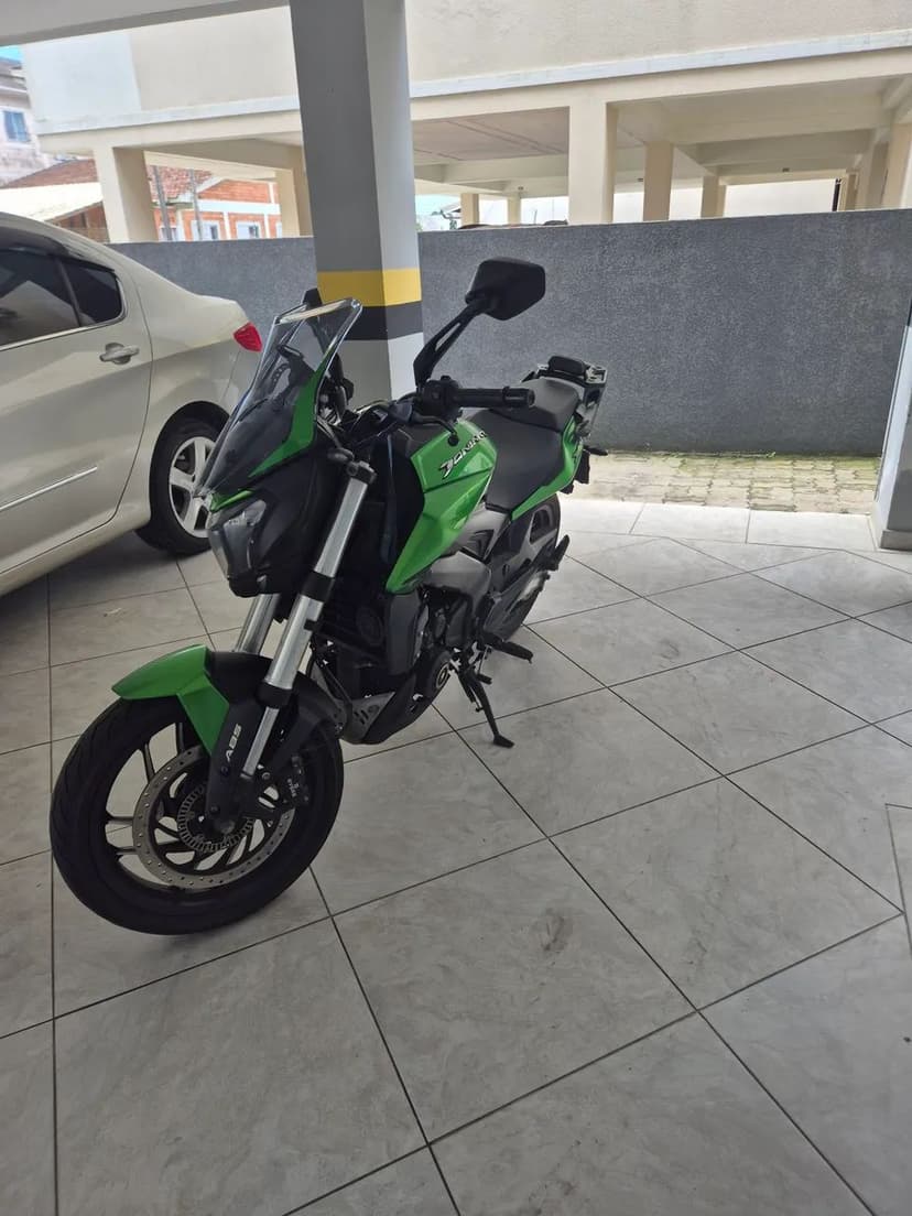 Vendo dominar 400 