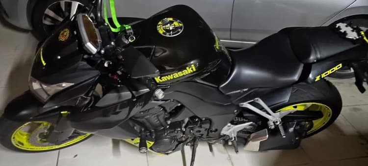 Kawasaki z1000